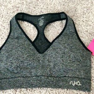 Sports bra